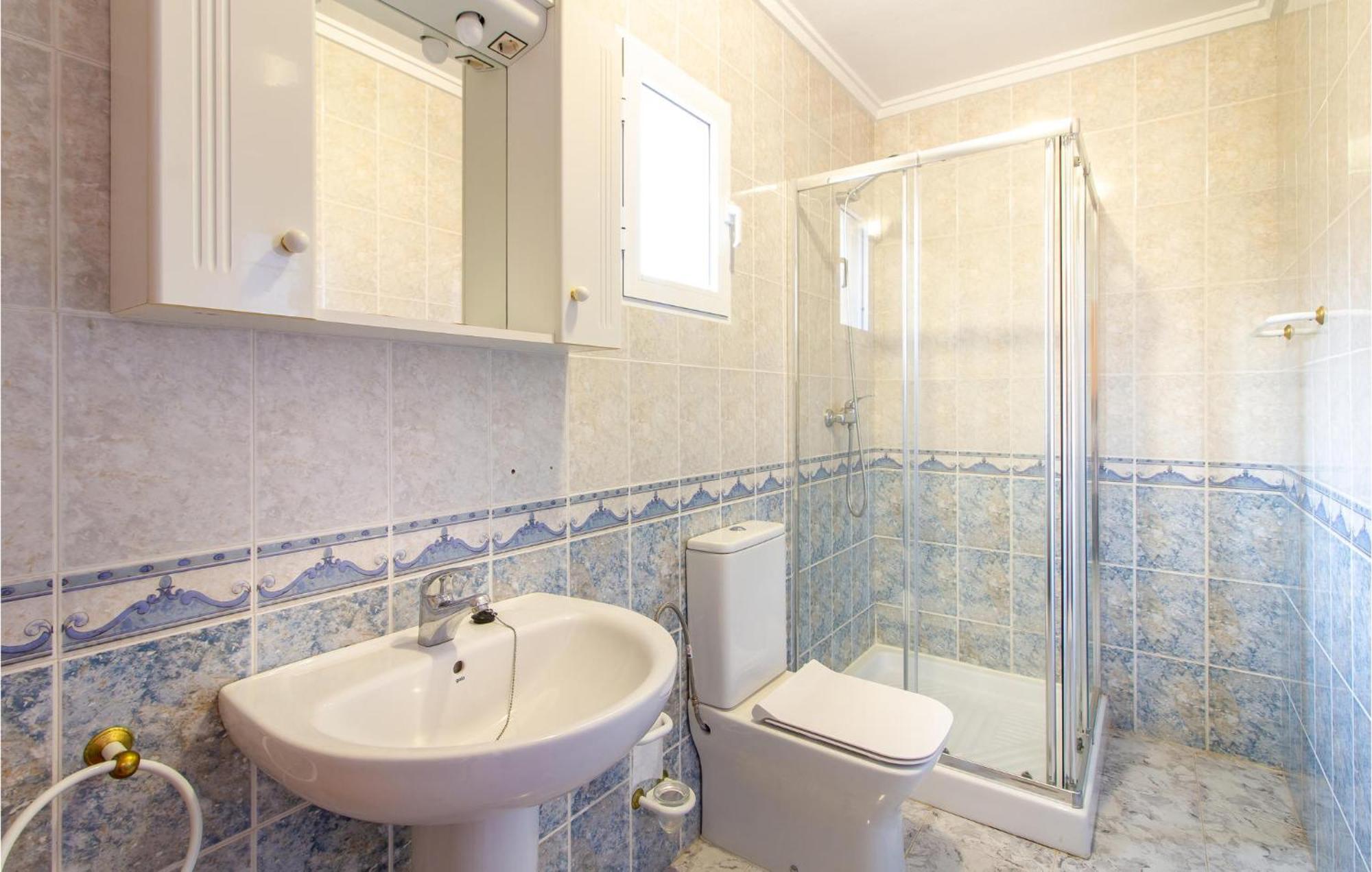 Beautiful Home In Gran Alacant With Kitchen Санта-Пола Екстер'єр фото