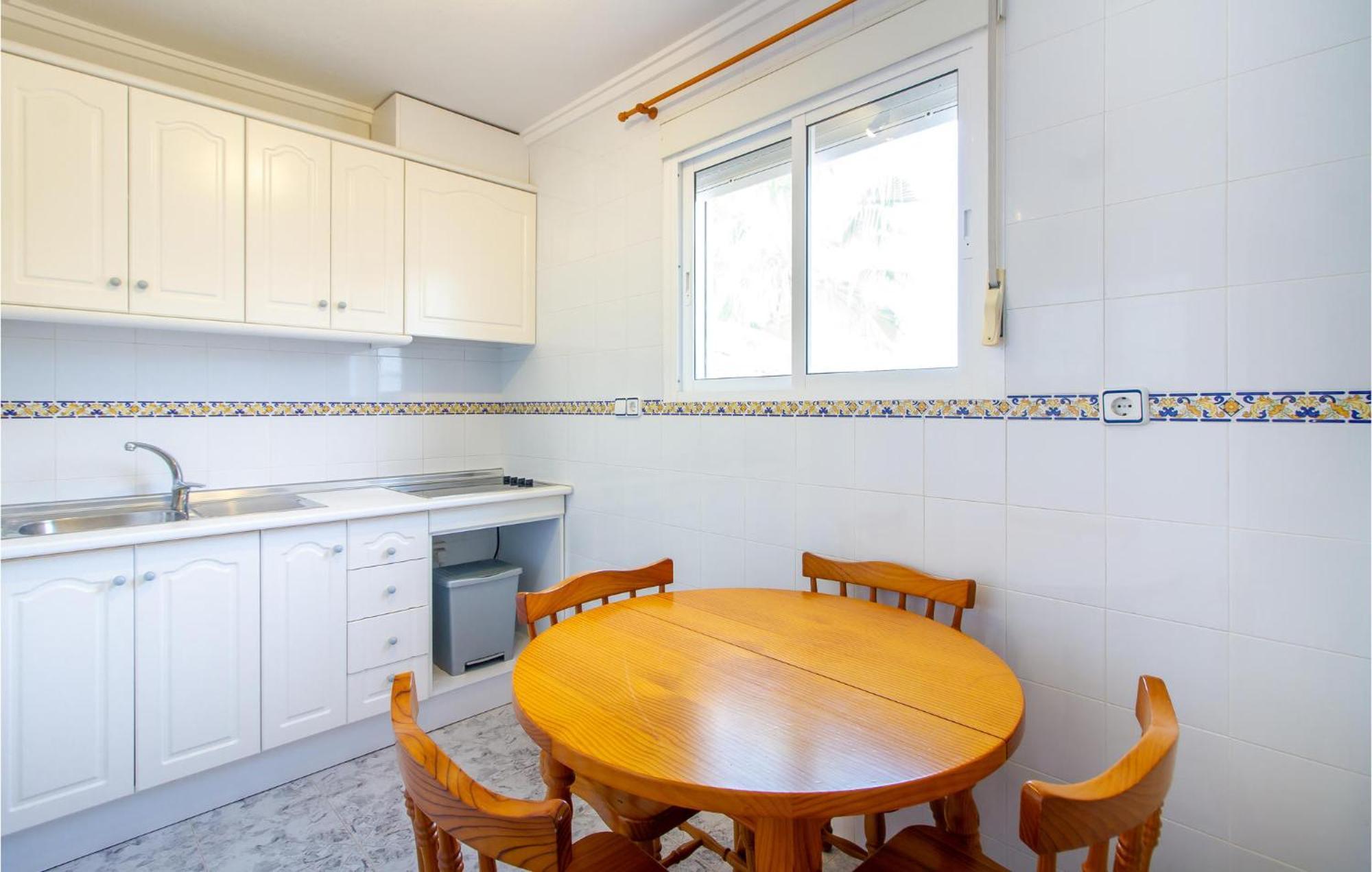 Beautiful Home In Gran Alacant With Kitchen Санта-Пола Екстер'єр фото