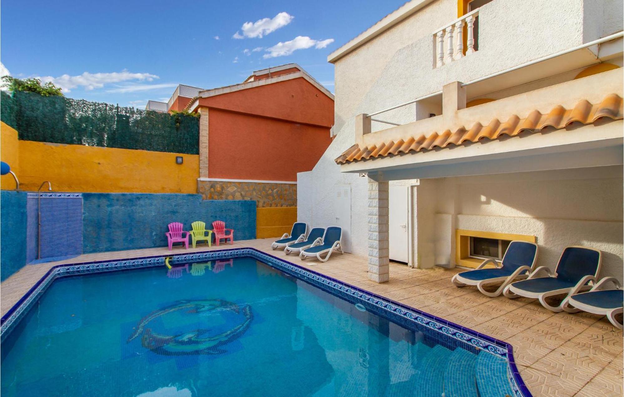 Beautiful Home In Gran Alacant With Kitchen Санта-Пола Екстер'єр фото